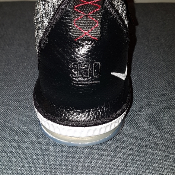 SOLD - Nike Lebron 16 OREO Shoes - Picture 3 of 8